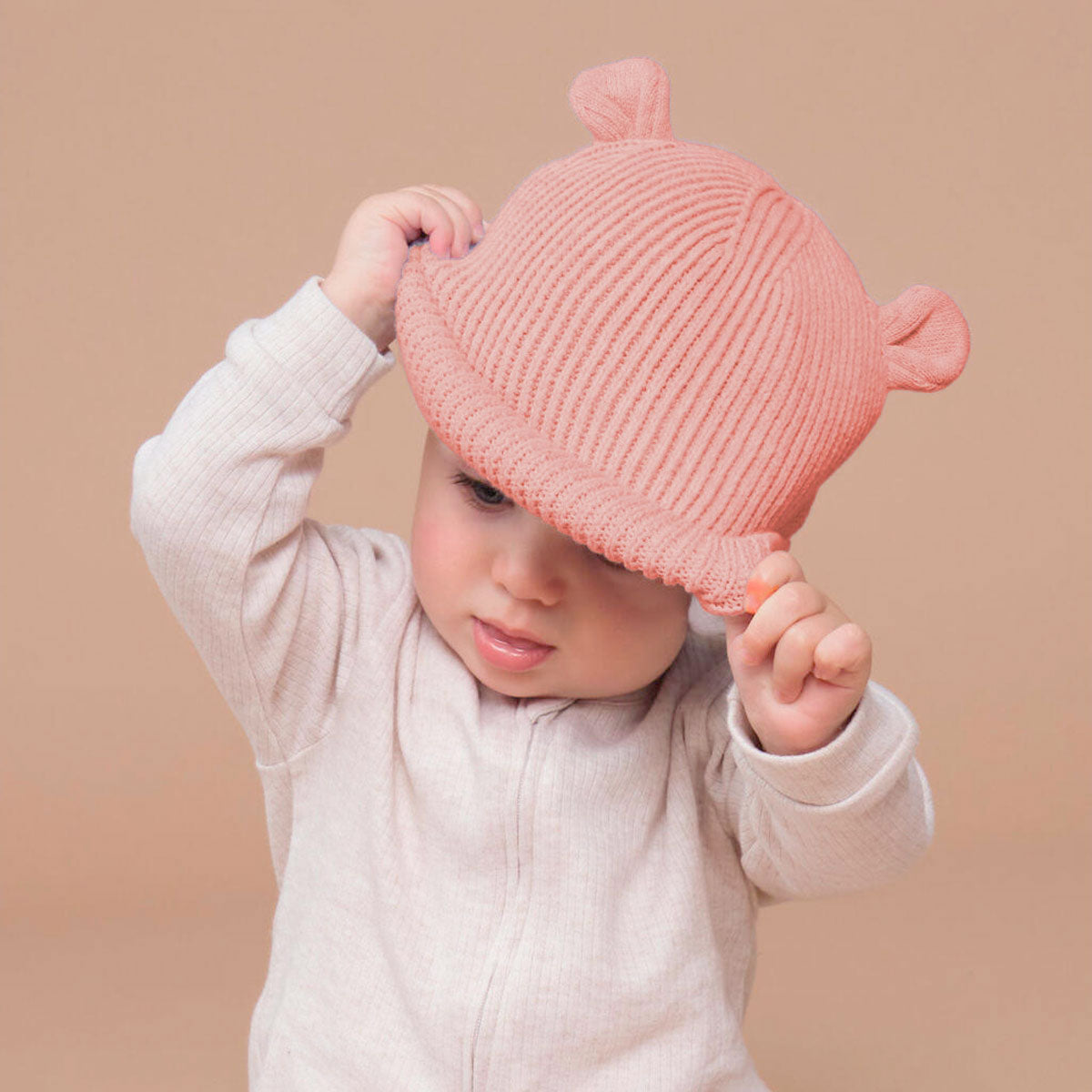 Gorrito Bebé Peach con orejitas personalizado | ChinPum.