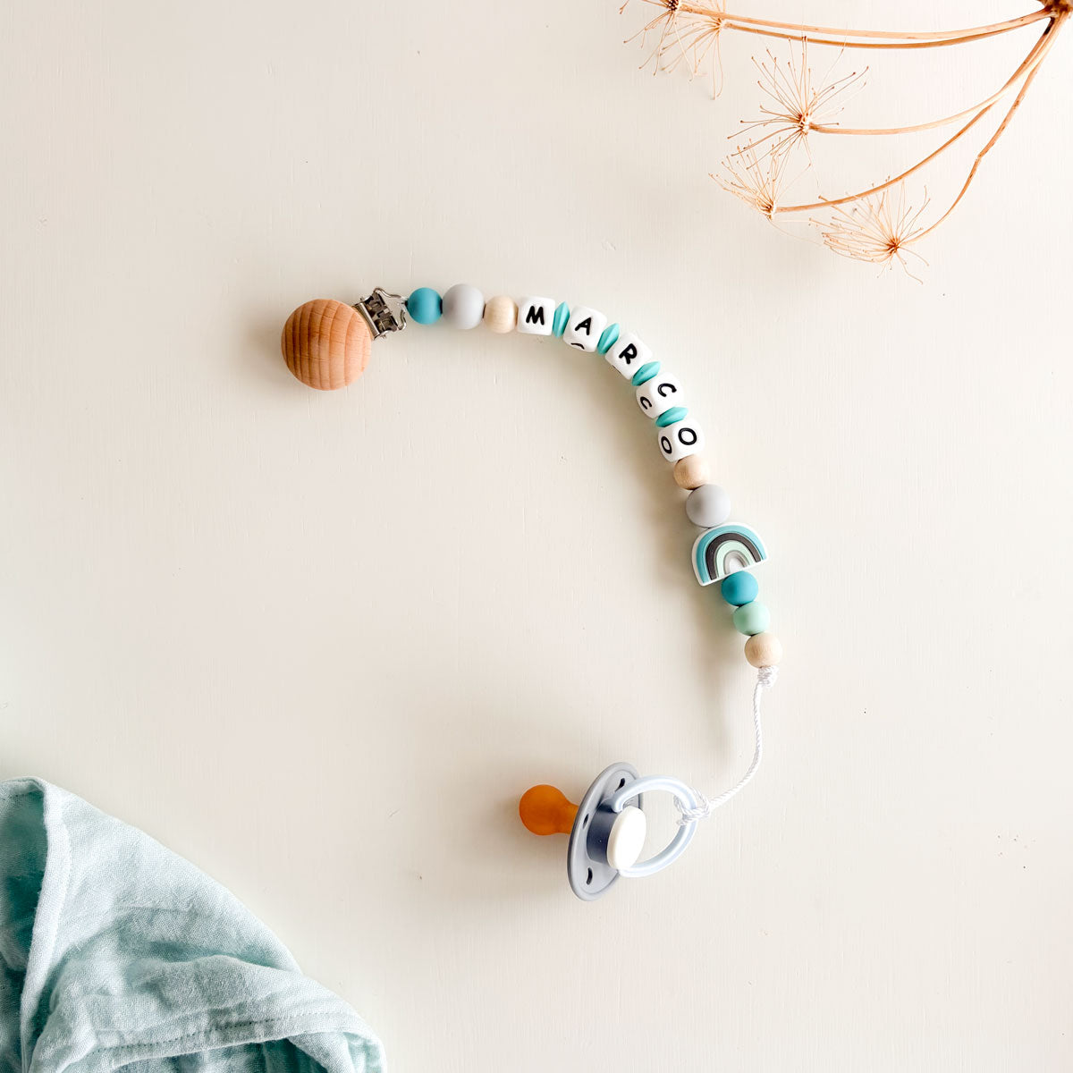 Chupetero personalizado Arcoíris Menta | Chin Pum