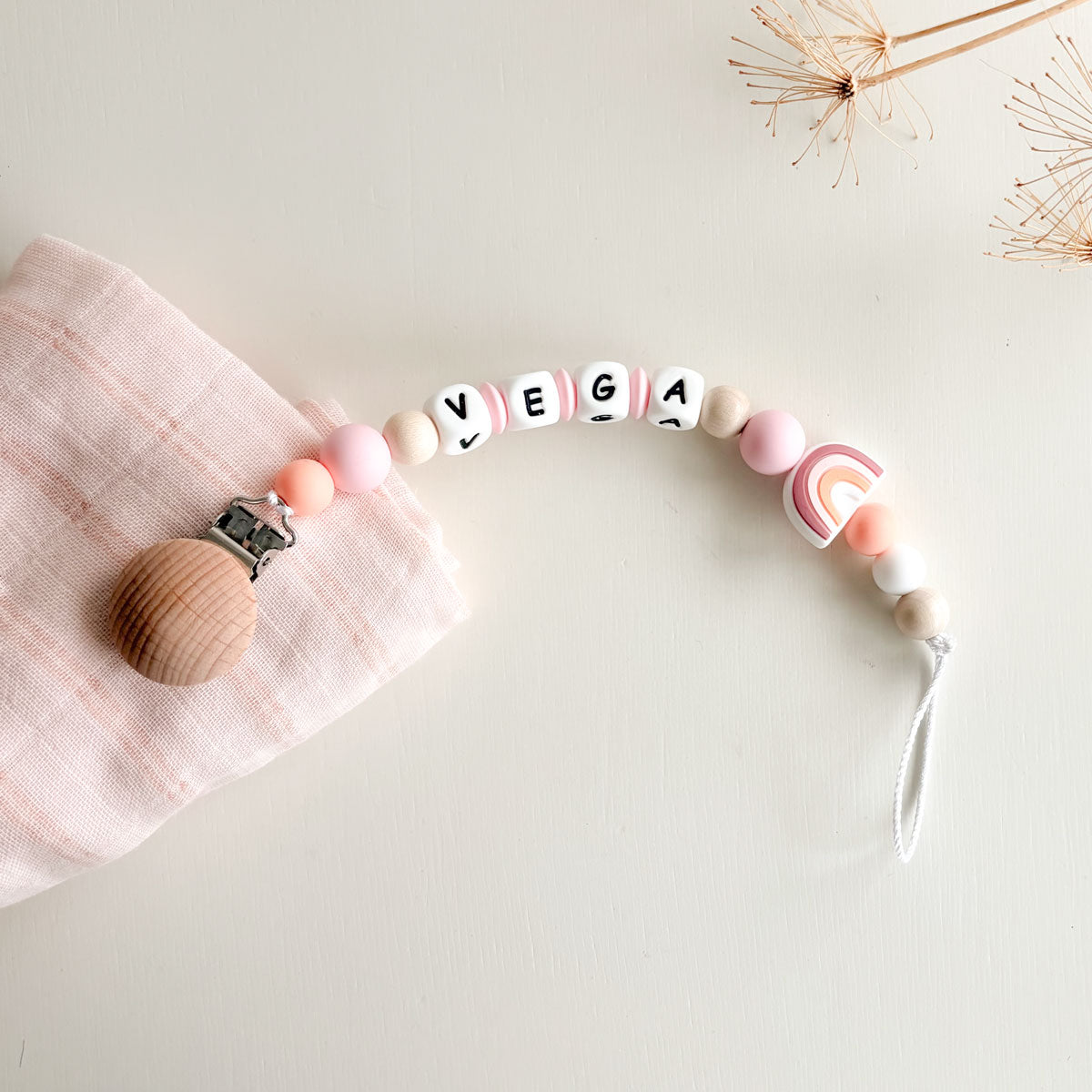 Chupetero personalizado Arcoíris Rosa | Chin Pum