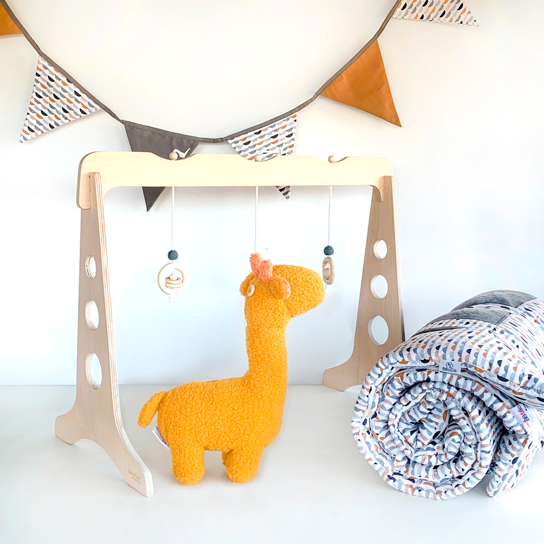 Alfombra y guirnalda a juego y gimnasio para bebé| ChinPum