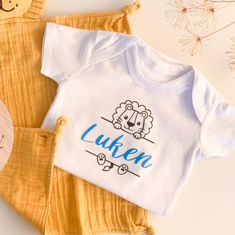 Body bebé personalizado Leon con doudou y disco | Chin Pum