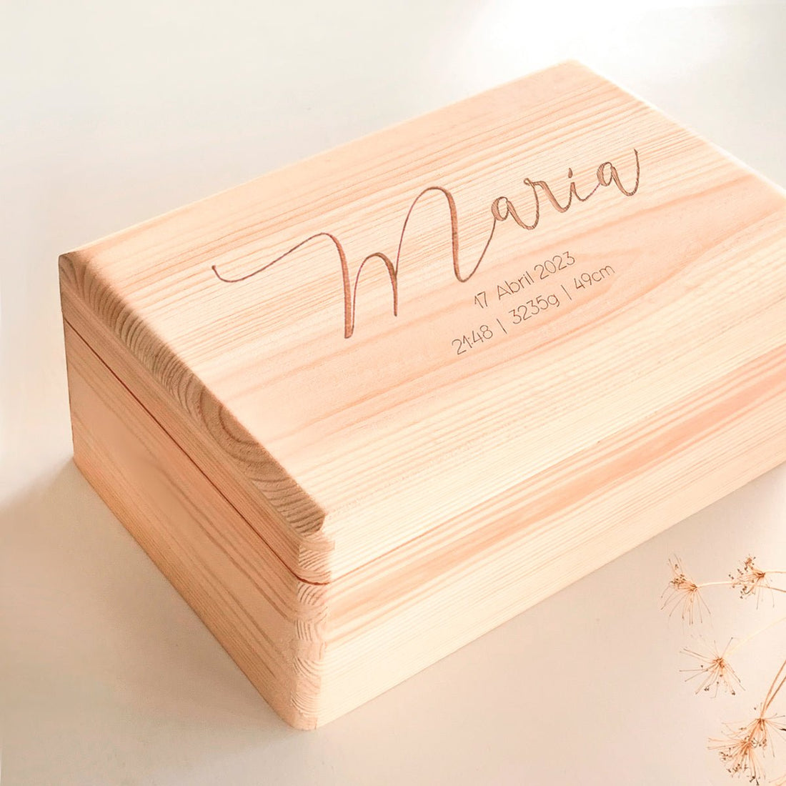 Caja de madera para recuerdos personalizada | Chin Pum