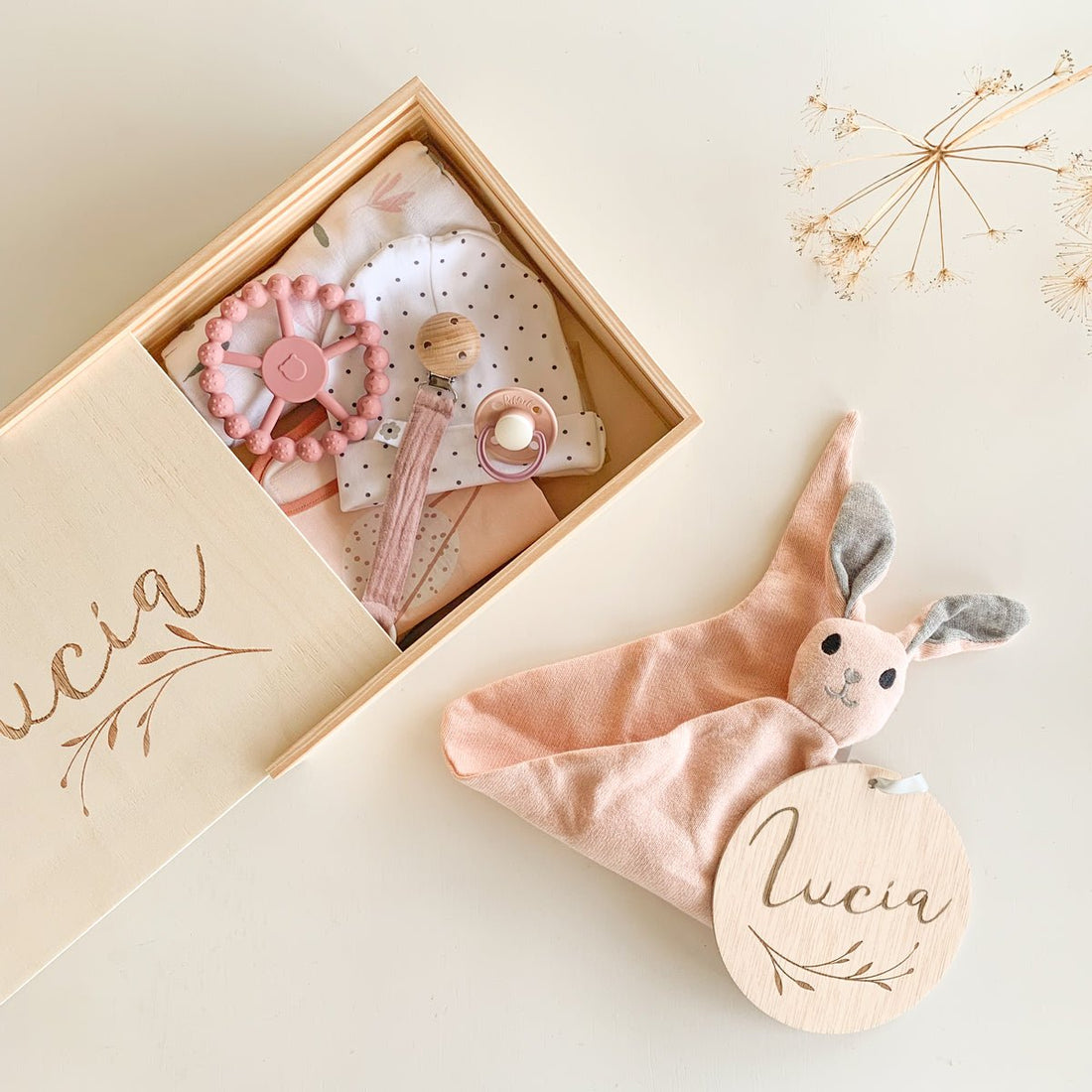 Caja regalos de nacimiento conejo rosa | CHINPUM