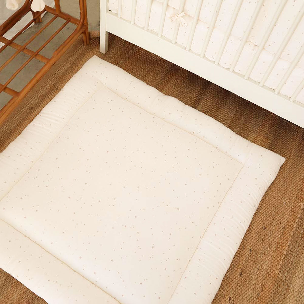 Alfombra de juego Crema personalizada | Chin Pum