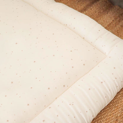Alfombra de juego Crema personalizada | Chin Pum