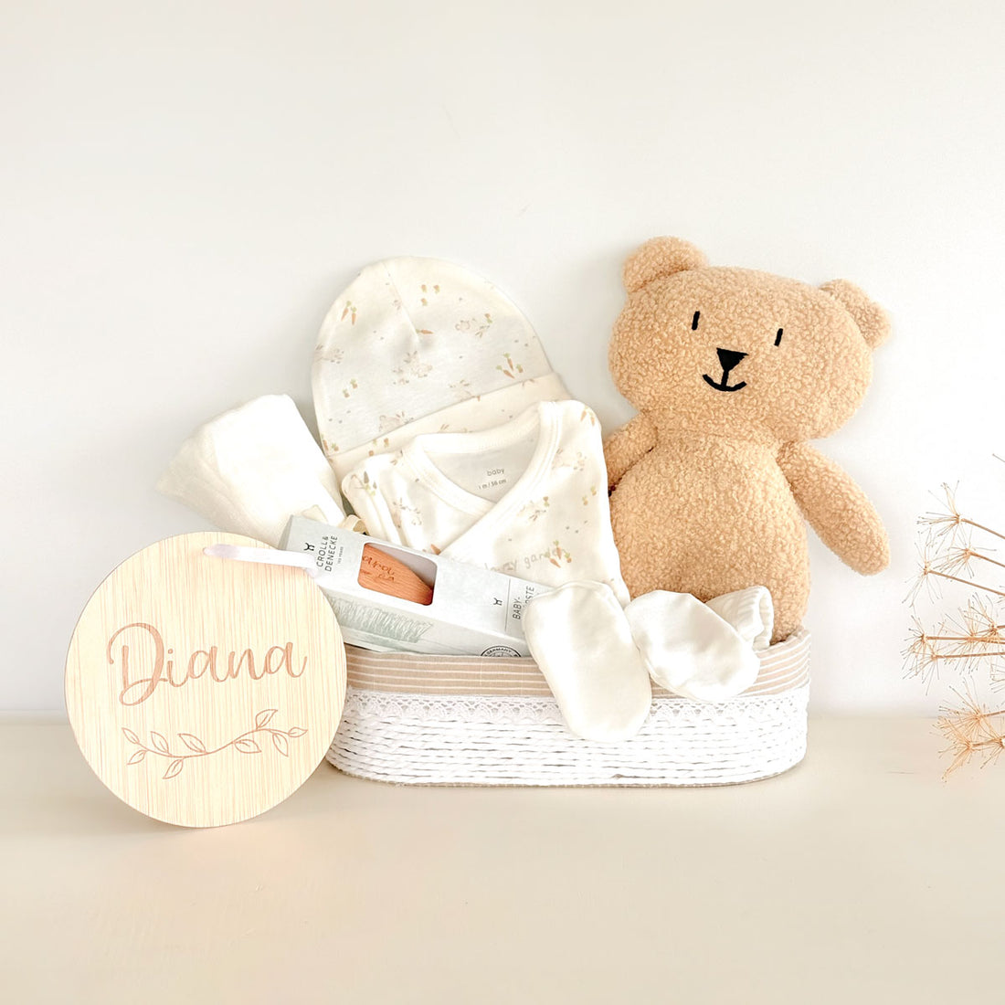 Canastilla regalo Primera puesta crema | Chin Pum