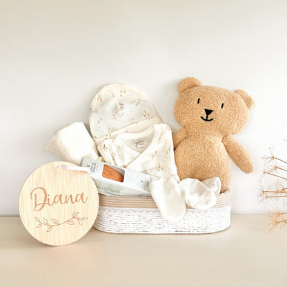 Canastilla Primera puesta crema personalizada