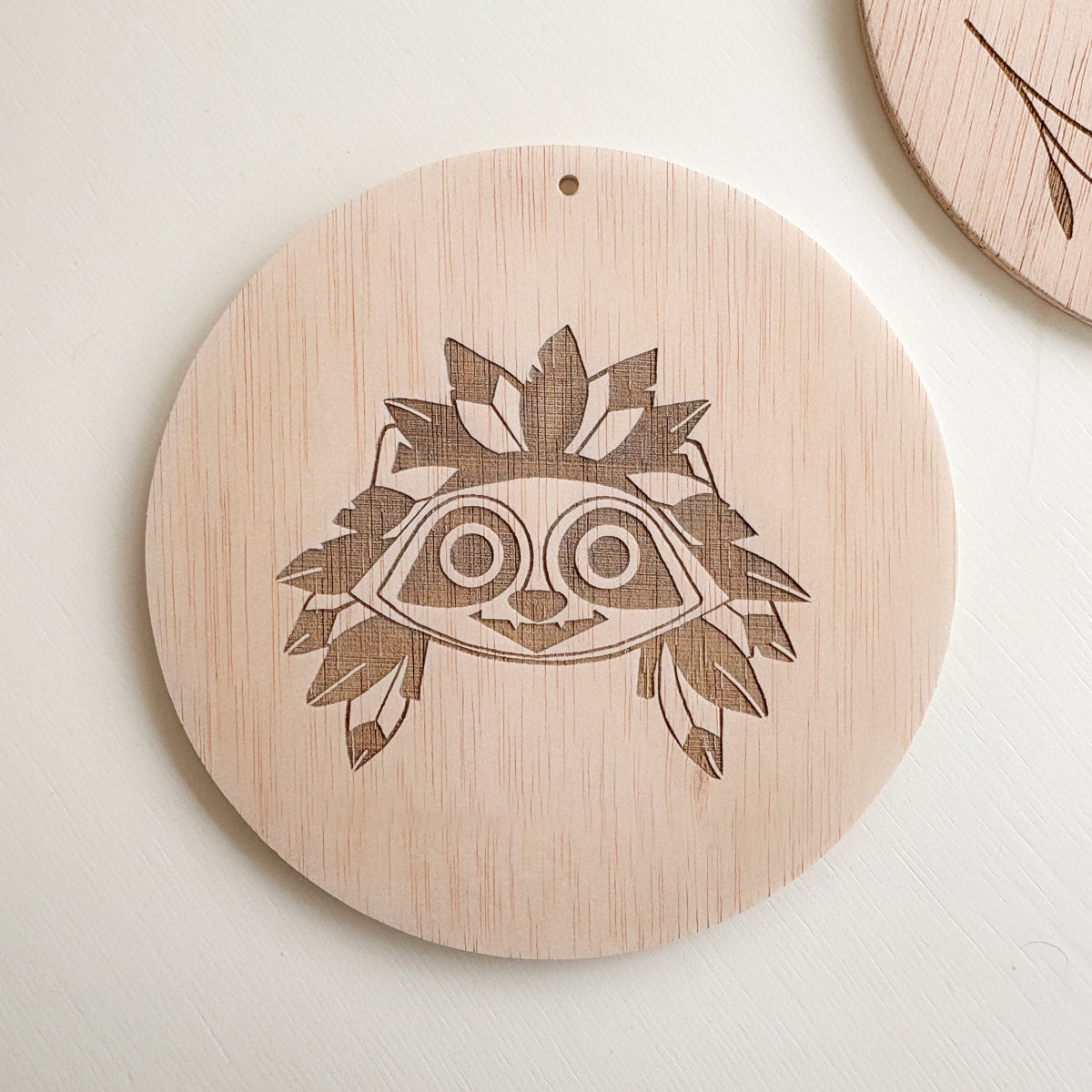 Disco de madera personalizado para colgar | Chin Pum