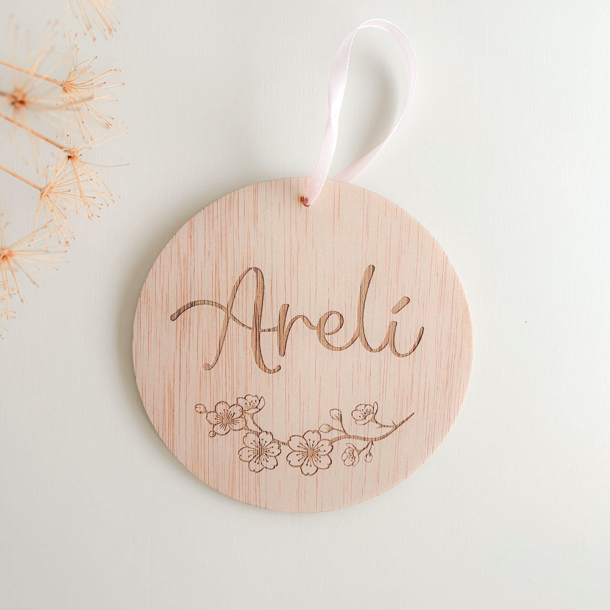 Disco de madera personalizado para colgar | Chin Pum