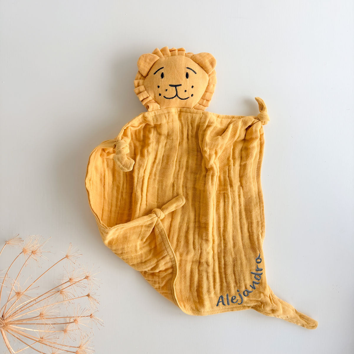 Doudou León mostaza de algodón orgánico Personalizado | ChinPum