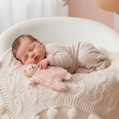 Recien nacido con doudou  Oso Rosa | ChinPum