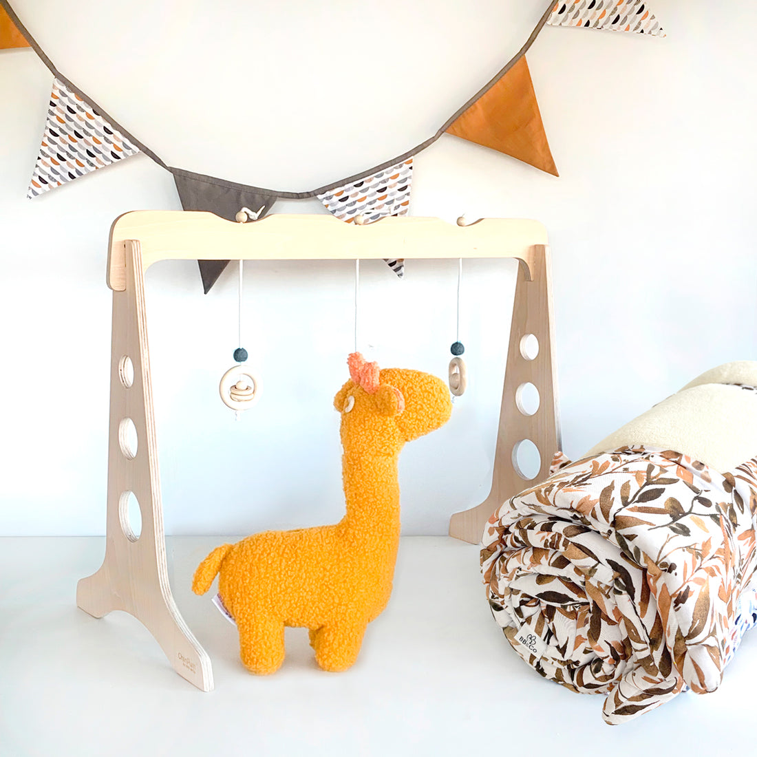 Alfombra y guirnalda a juego y gimnasio para bebé| ChinPum