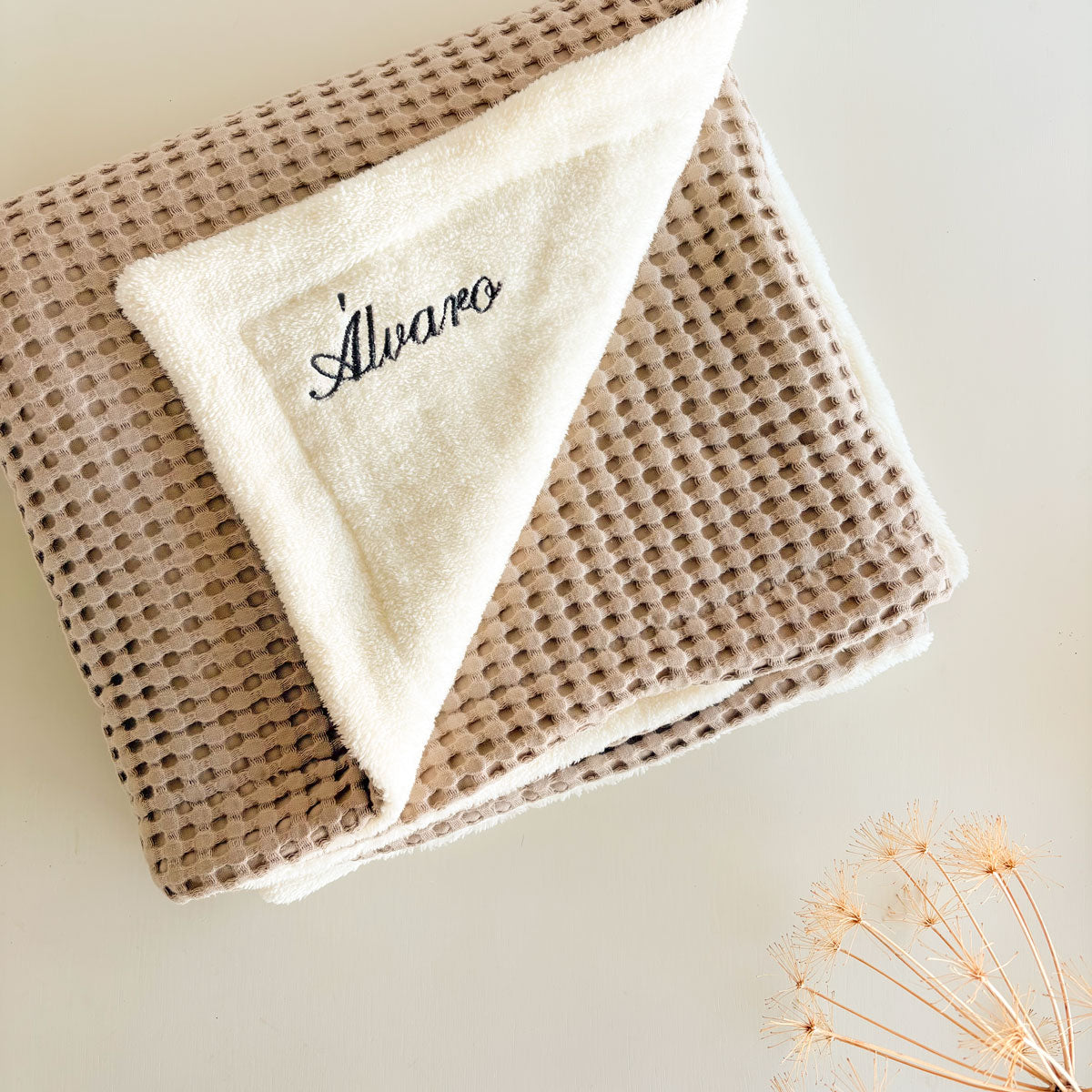 Manta Peluche Arena para bebés personalizada | chin pum