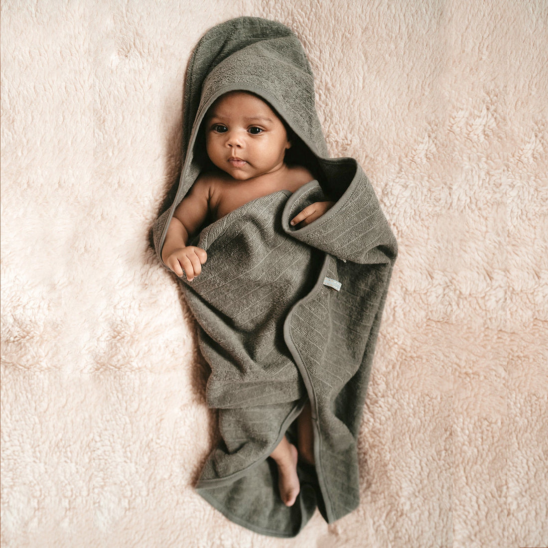 Bebé con capa de baño Bosque | ChinPum
