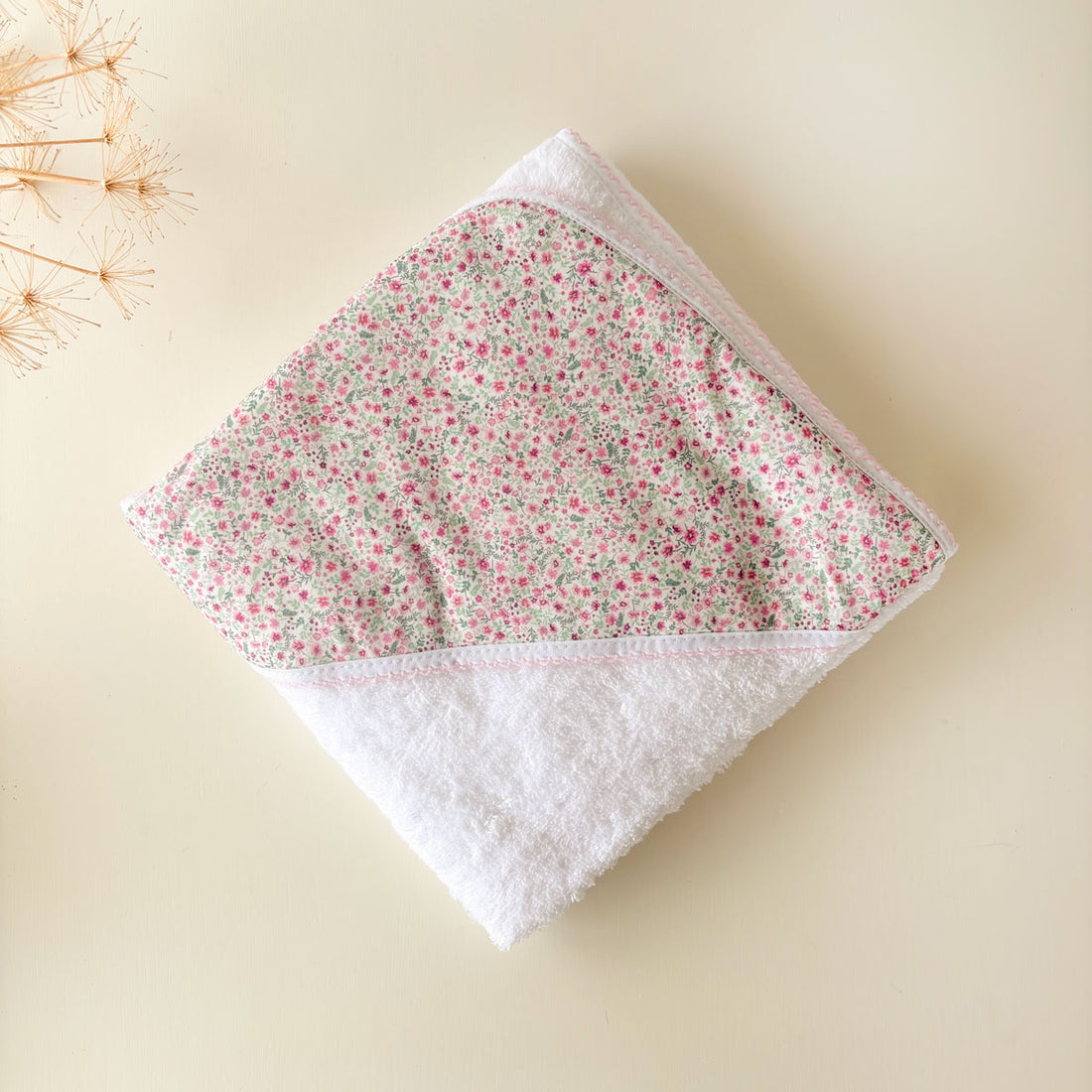 Capa bebé flores malva Personalizada | ChinPum