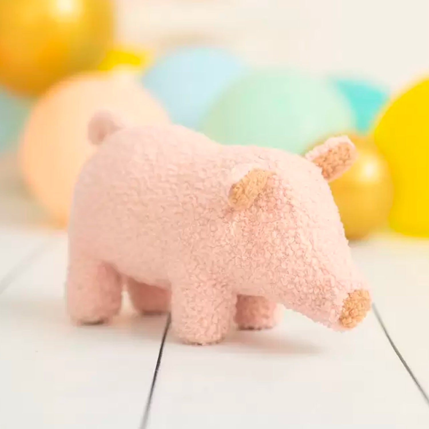 Cerdito rosa peluche sonajero Crochetts | Chin Pum