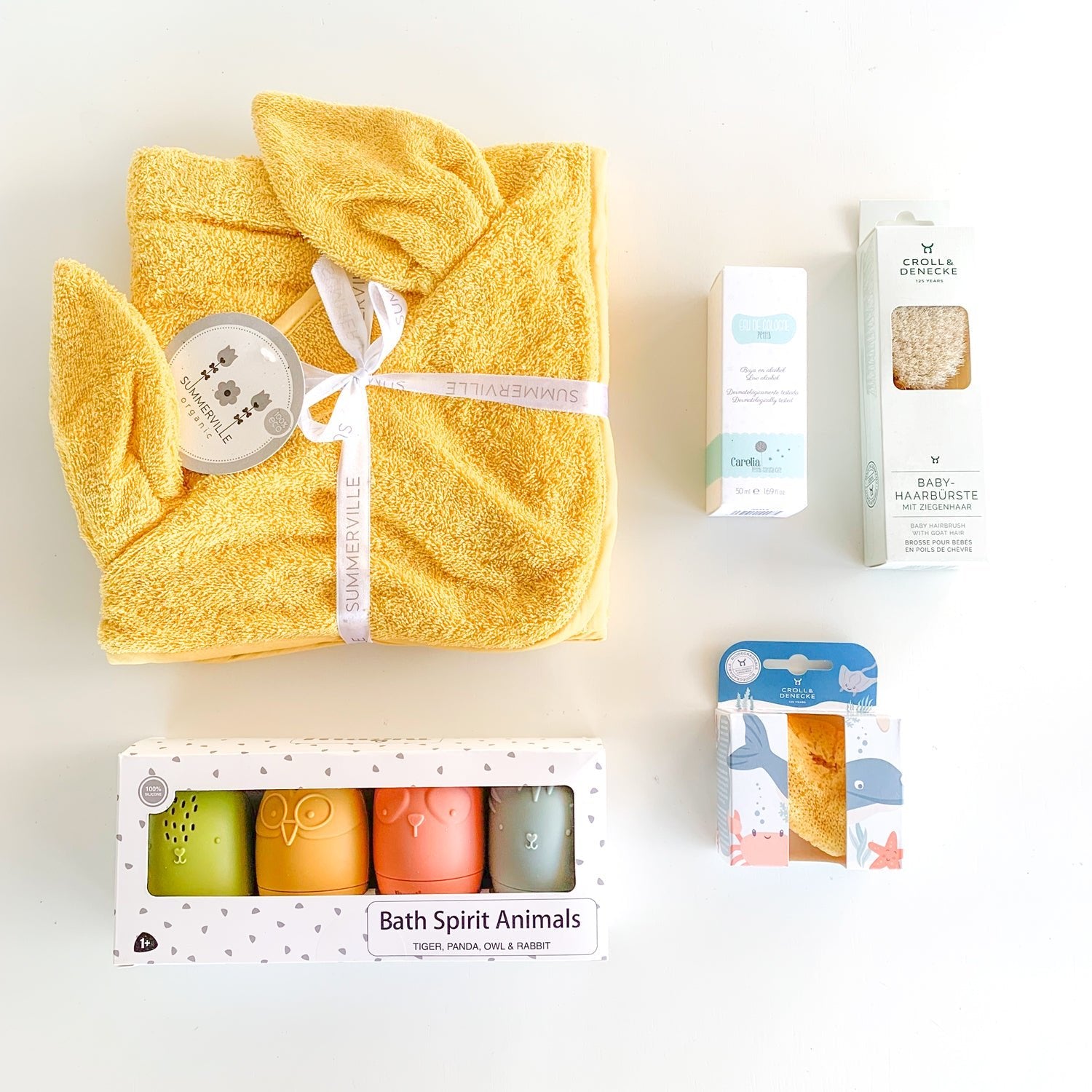 Pack regalo de bano que incluye capa con capucha, crema, cepillo de baño personalizado, esponja natural y juguetes de agua